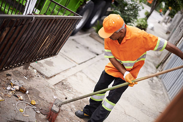 Best Property Management Cleanouts  in Dumbarton, VA